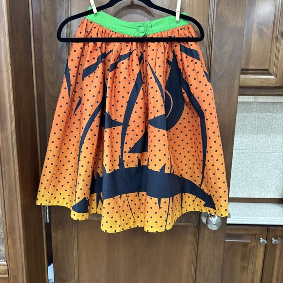 UniqueVintage Small Pop Art Halloween Two Faced Jack-O-Lantern Skirt With Pocket - Picture 2 of 6